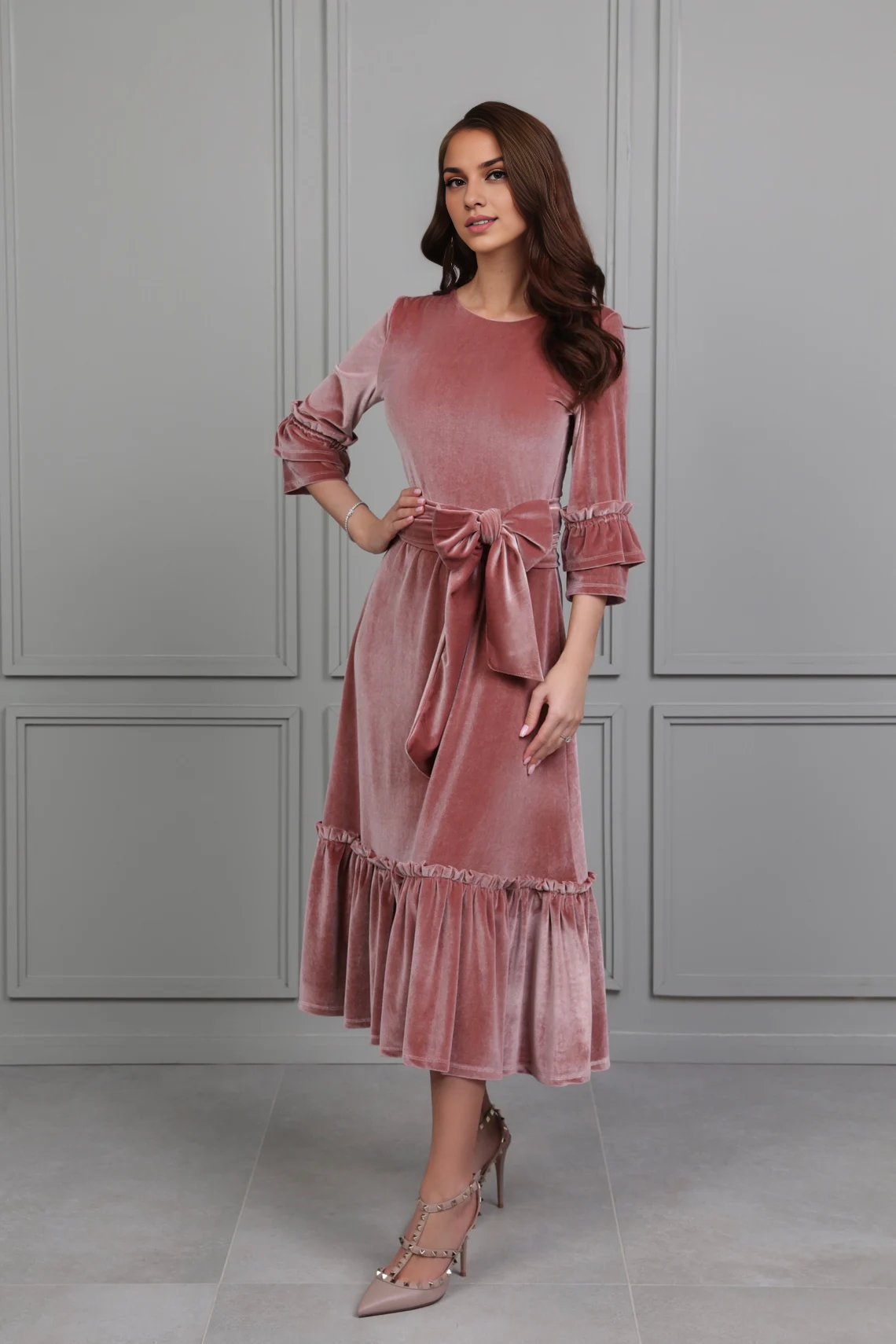 Robe en velours rose poudré, robe mi-longue, robe de soirée, robe d'invitée de mariage, robe de cocktail, robe de soirée, robe de demoiselle d'honneur, robe de soirée, robe de bal